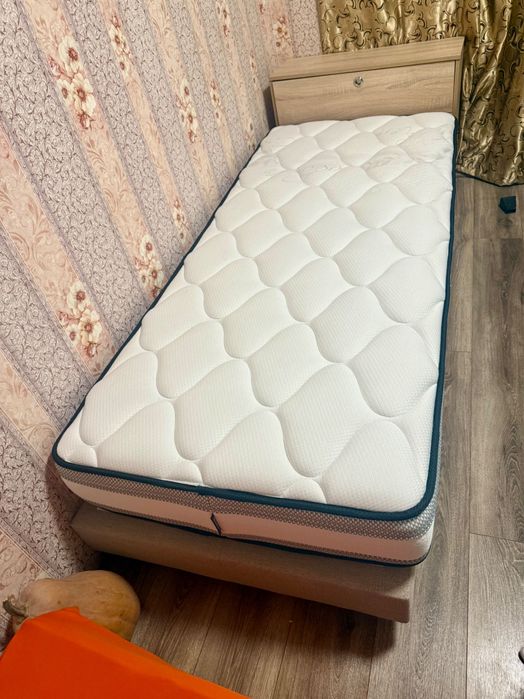 Хотелни легла 2-броя