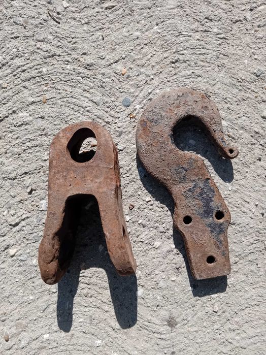 Cuplă pentru tractor si cîrlig de remorcare