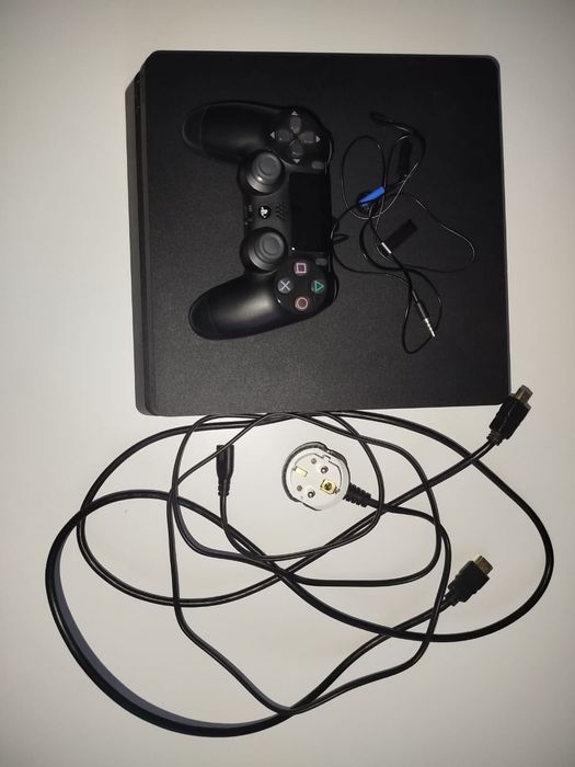 Sony PlayStation 4 slim 1TB