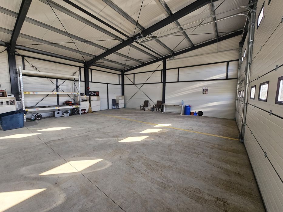 Inchiriez Hala , post de lucru  sau depozitare