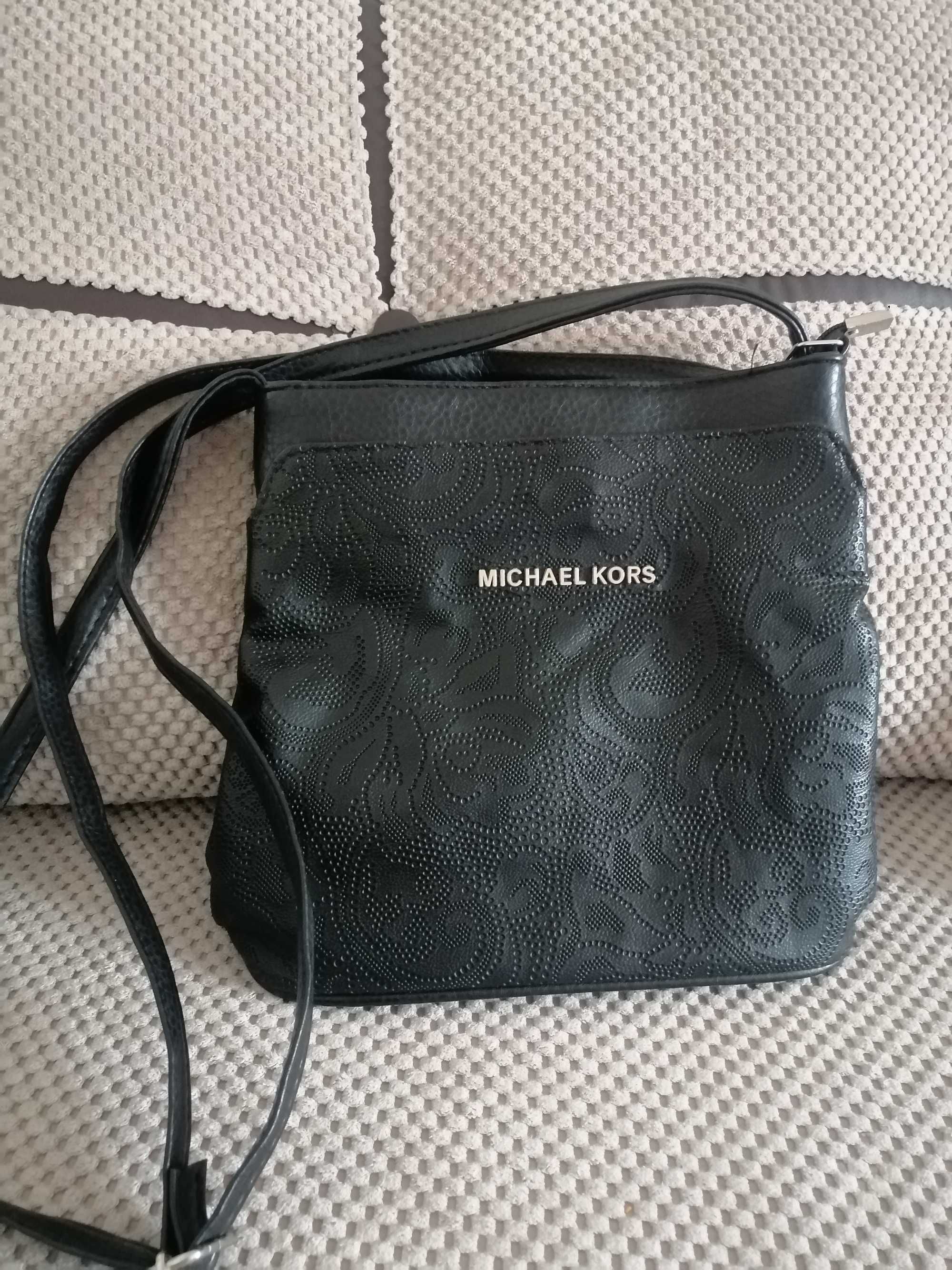 Нова! Прекрасна чанта Michael Kors