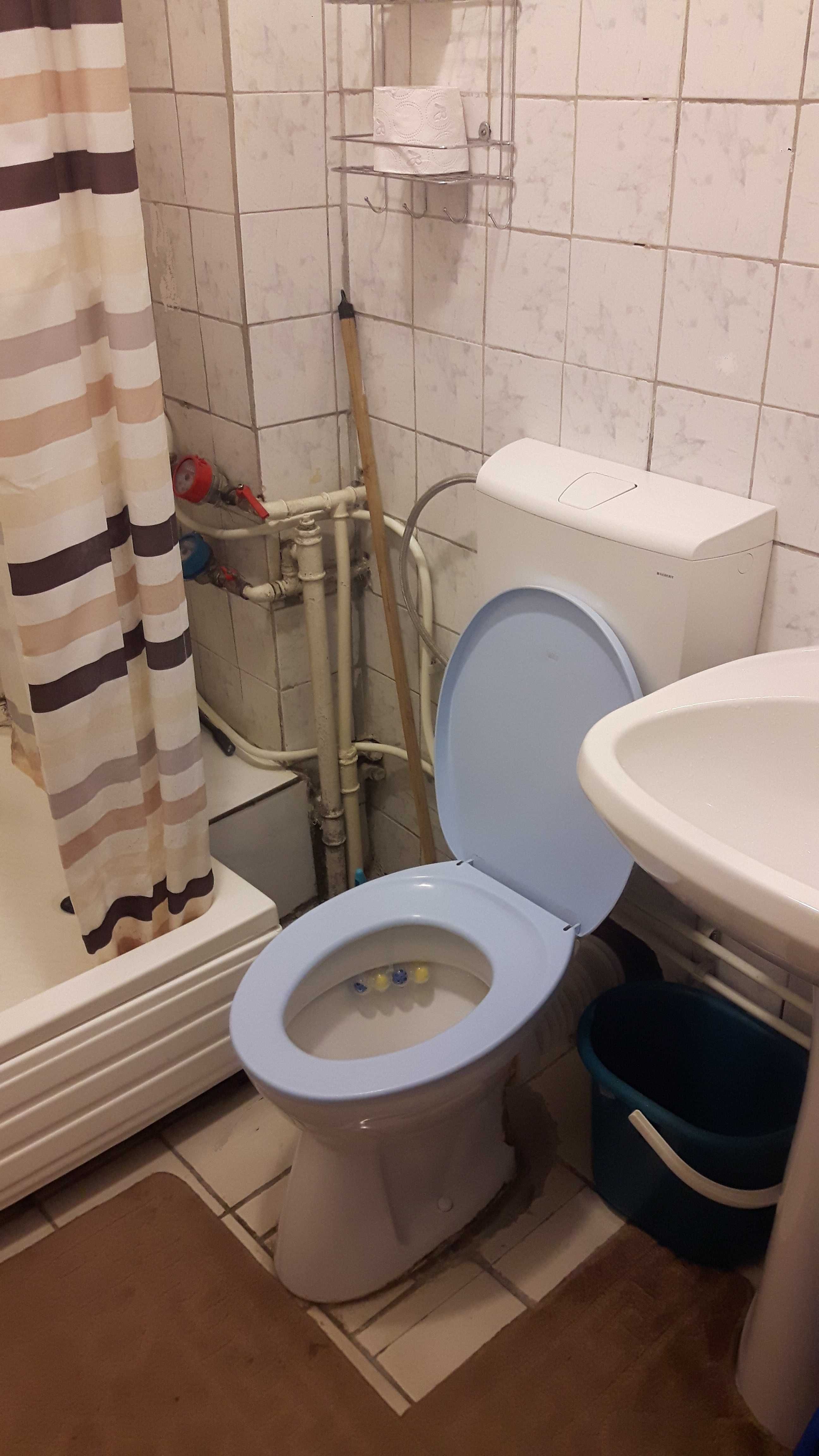 Proprietar inchiriez apartament cu o camera 30mp complex studentesc