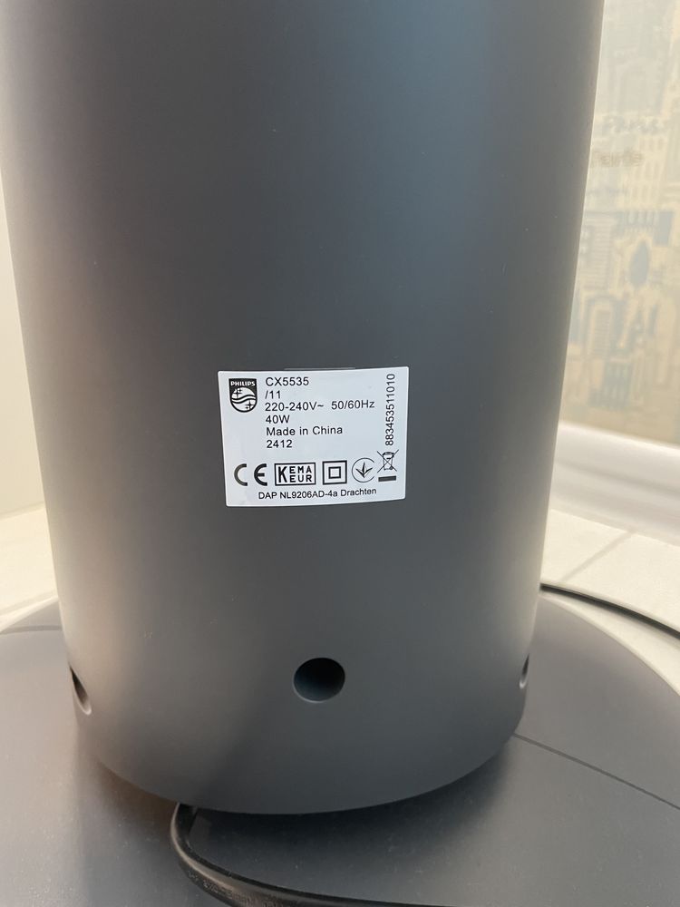 Неизползван вентилатор! В отлично състояние- Philips CX5535