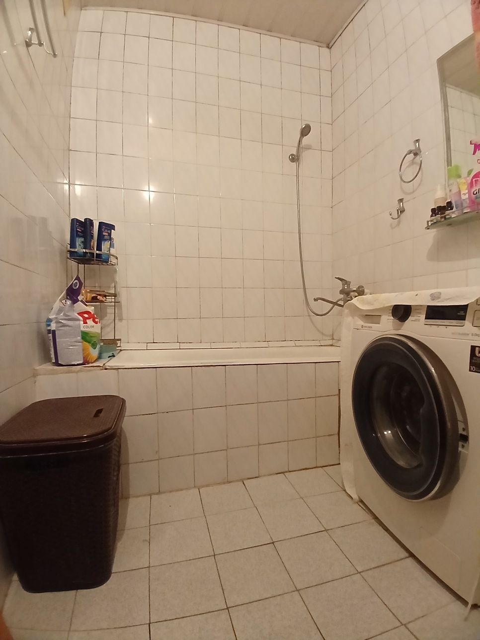 Срочно продаётся своя 5ком квартира,Сергели 6,Машина базар,Дехкон база
