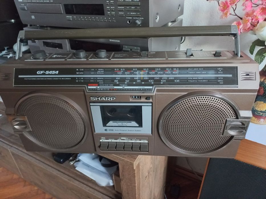 Radiocasetofon SHARP GF-5454
