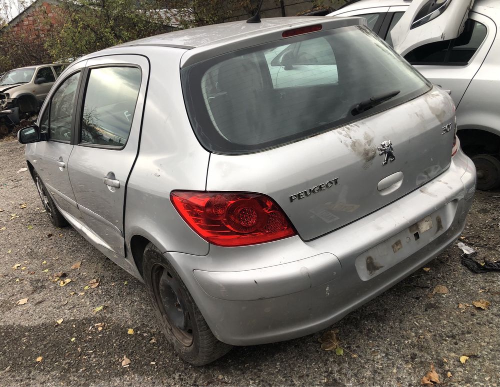 Peugeot 307 facelift 1.4 88 к с на части