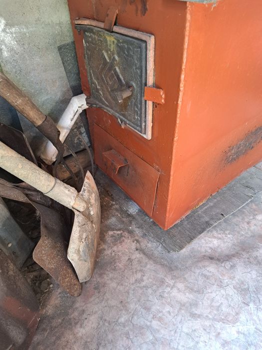 Продам котёл  для дома.