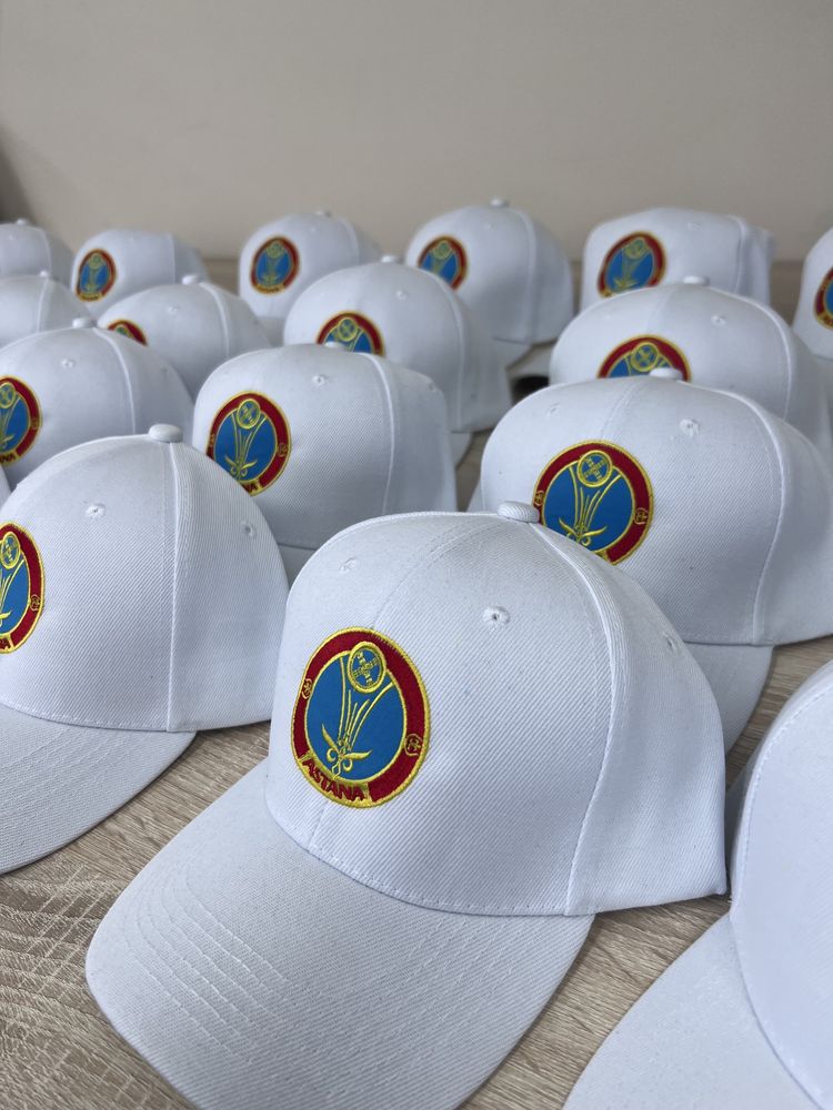 Компьютерная вышивка логотипов