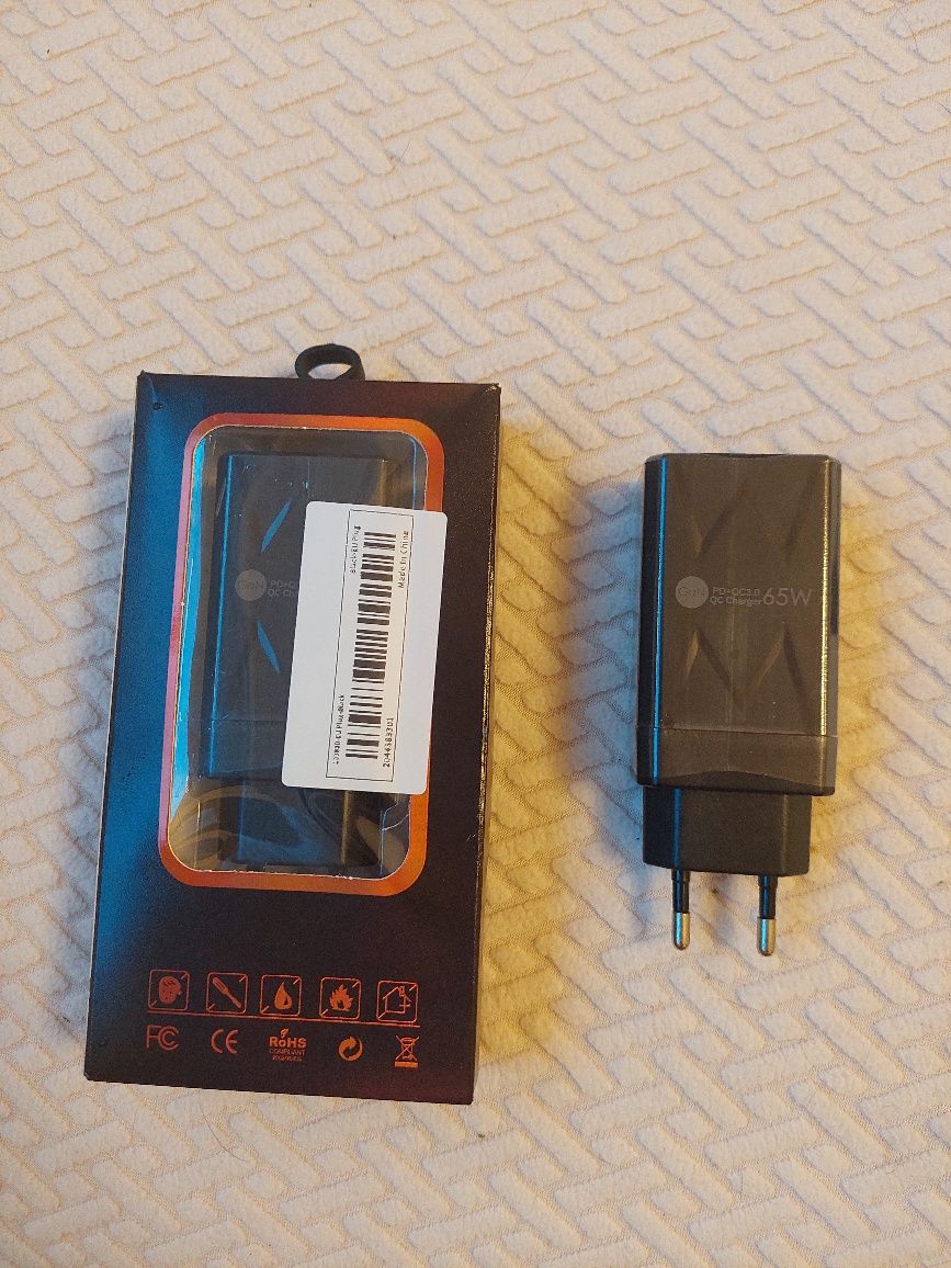 PD 65W Max Fast charger - бързо зарядно