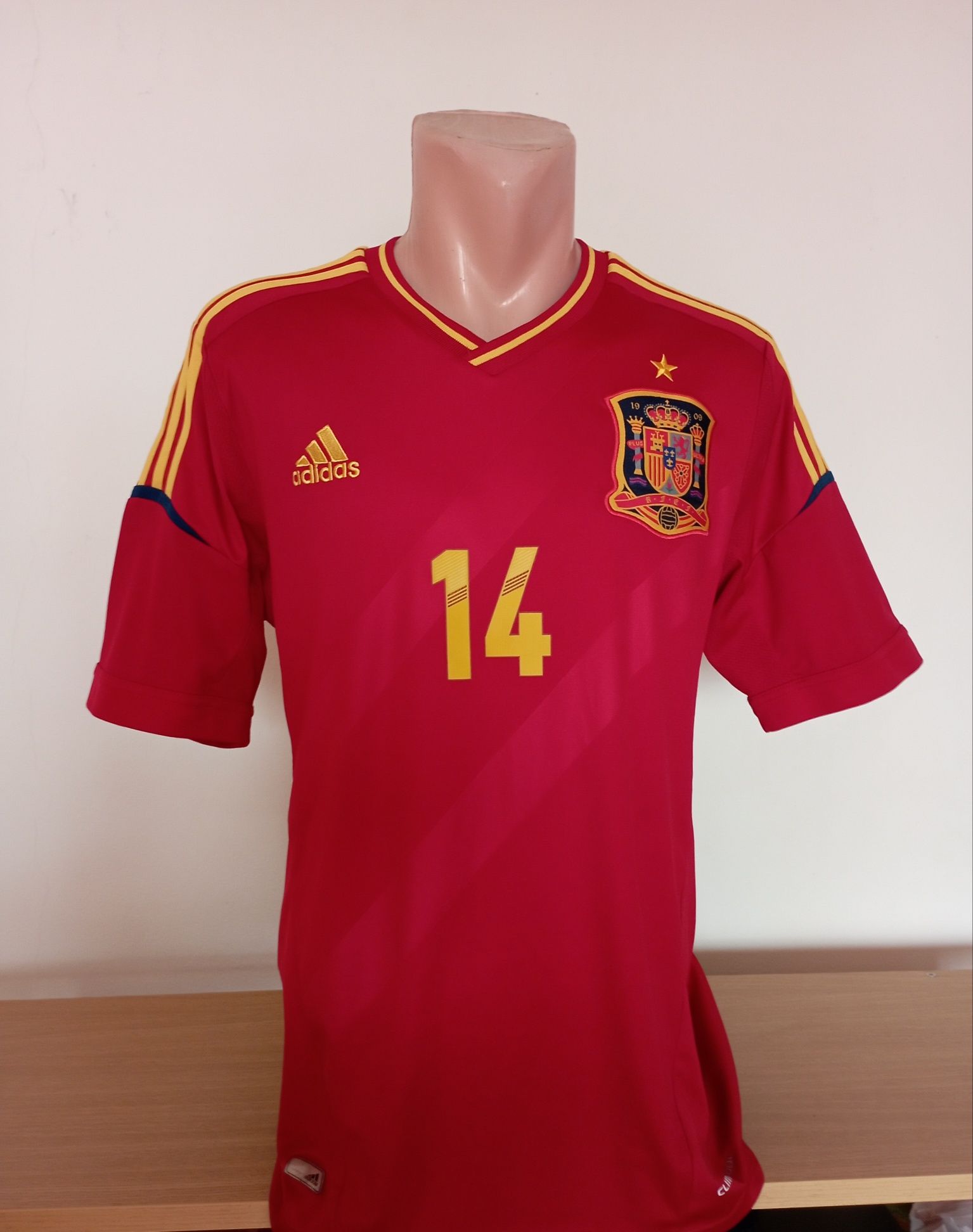 Tricou Fotbal de colectie Xabi Alonso Spania