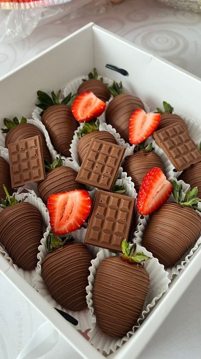 Клубника  в шоколаде по сладкой цене