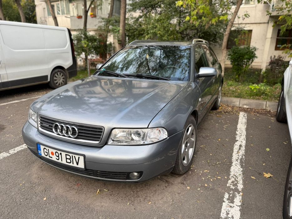 Vand audi A4 , motor 1.9 , anul 2000 , break