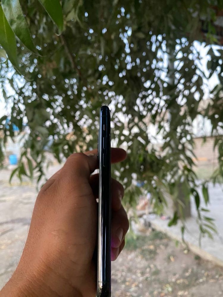 Iphone 11 pro.