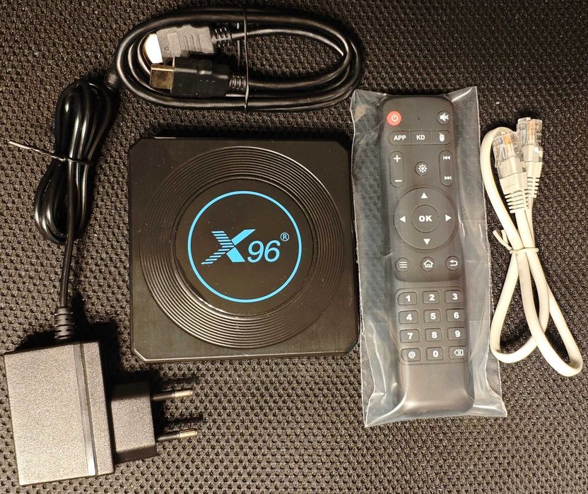 Продавам Android TV Box x96 x4 4GB RAM/64GB eMMC/8K с IP ТЕЛЕВИЗИЯ