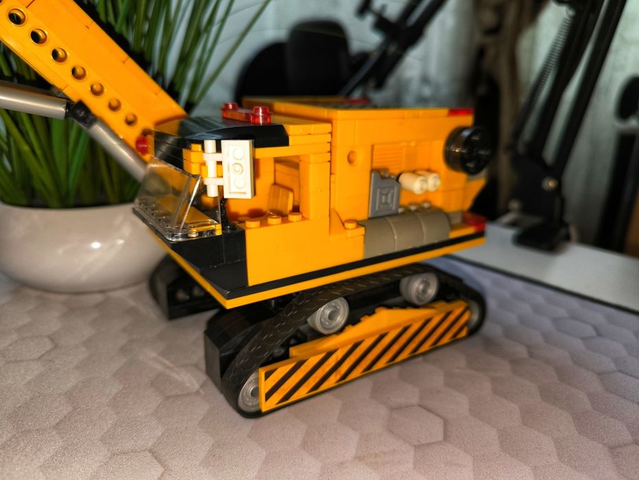 Lego - Excavator