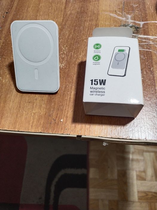 Продам беспроводную  магнитную зарядку 15w за 3.000