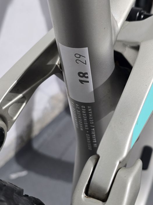 Планински алуминиев велосипед Cube stereo/sting 29