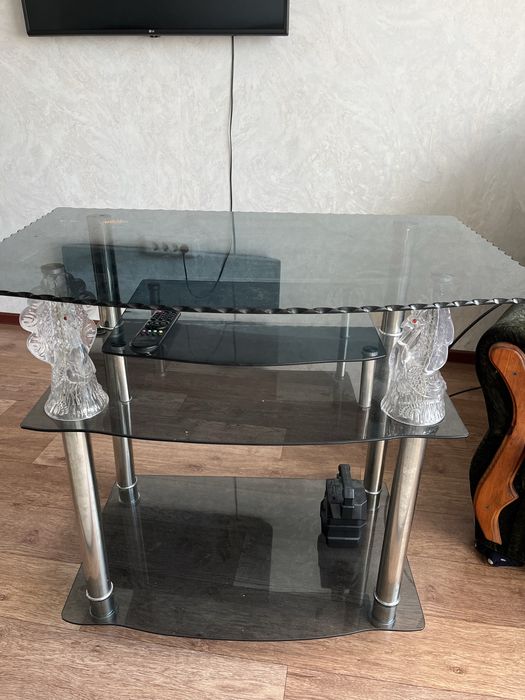 Продам подставку под телевизор