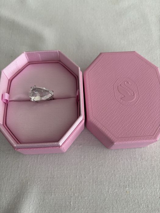 Пръстен Swarovski от серията Mesmera