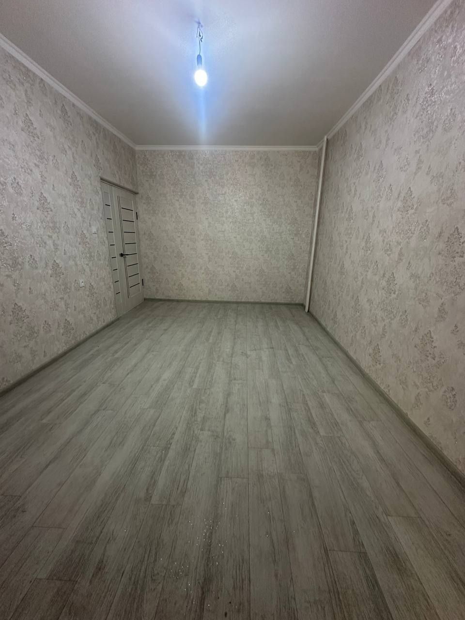 2-х ком. квартира, 2/1/5 (1-этаж). Сергели 4. С ремонтом. Метро 700 м.