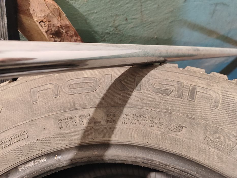Продам зимние шины