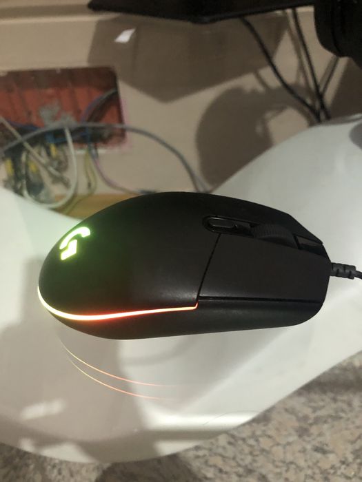 Mouse logitech G102