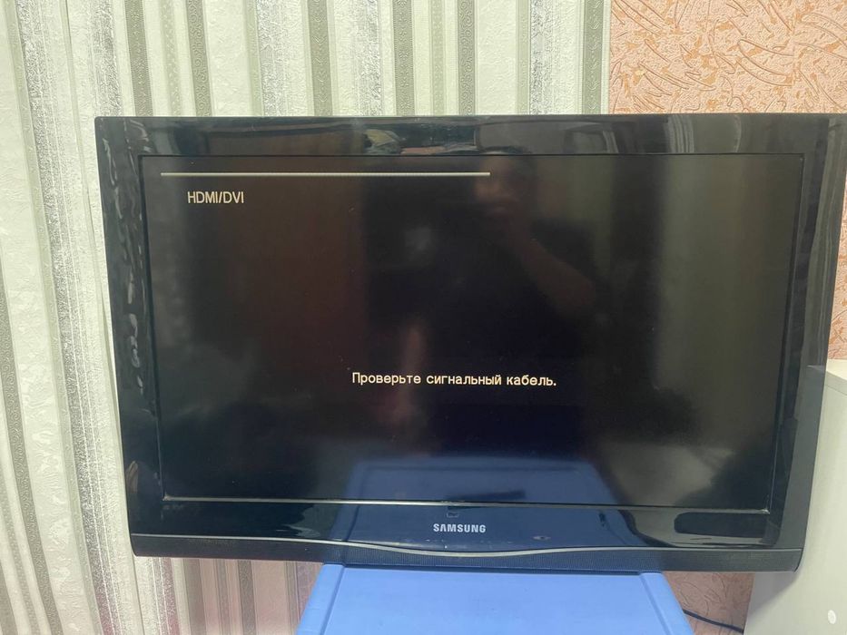Продам телевизор 32 деагональ Samsung