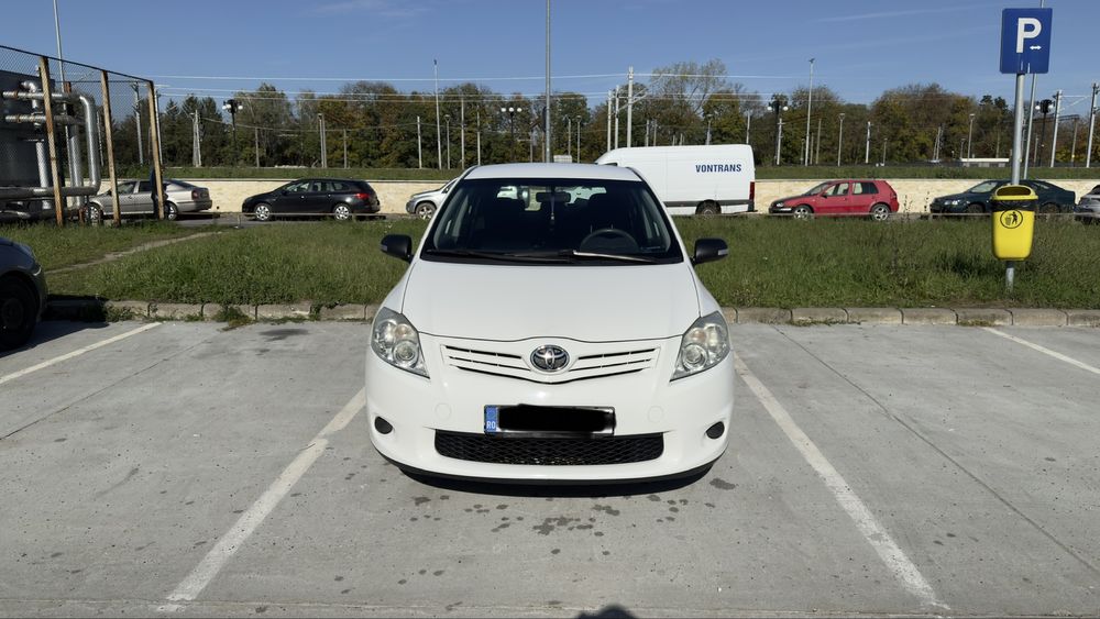 Toyota Auris 2012 1,3 benzina