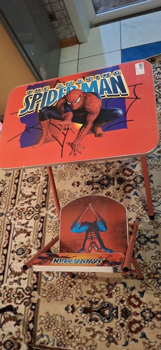 Детский стол со стульчиком