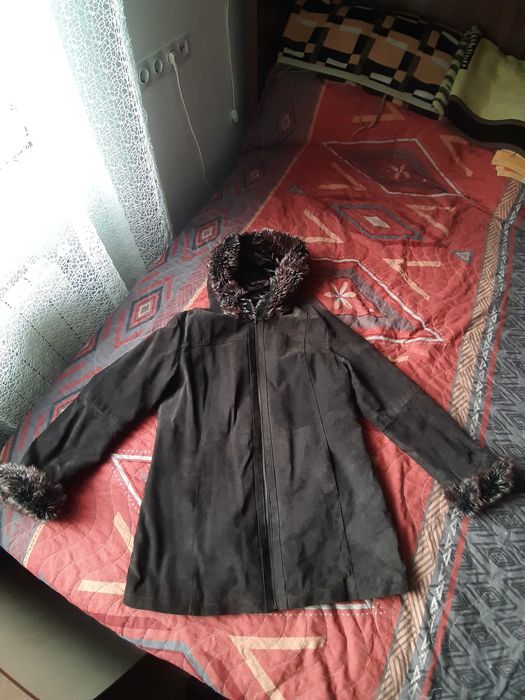 Haina de piele captusita, marimea 42