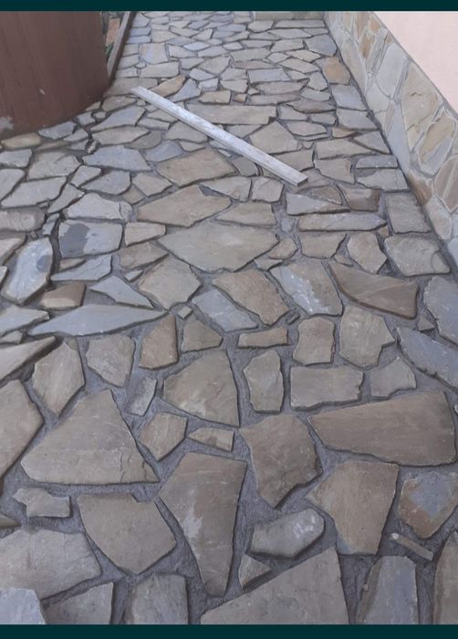 Piatra decorativa esență tare