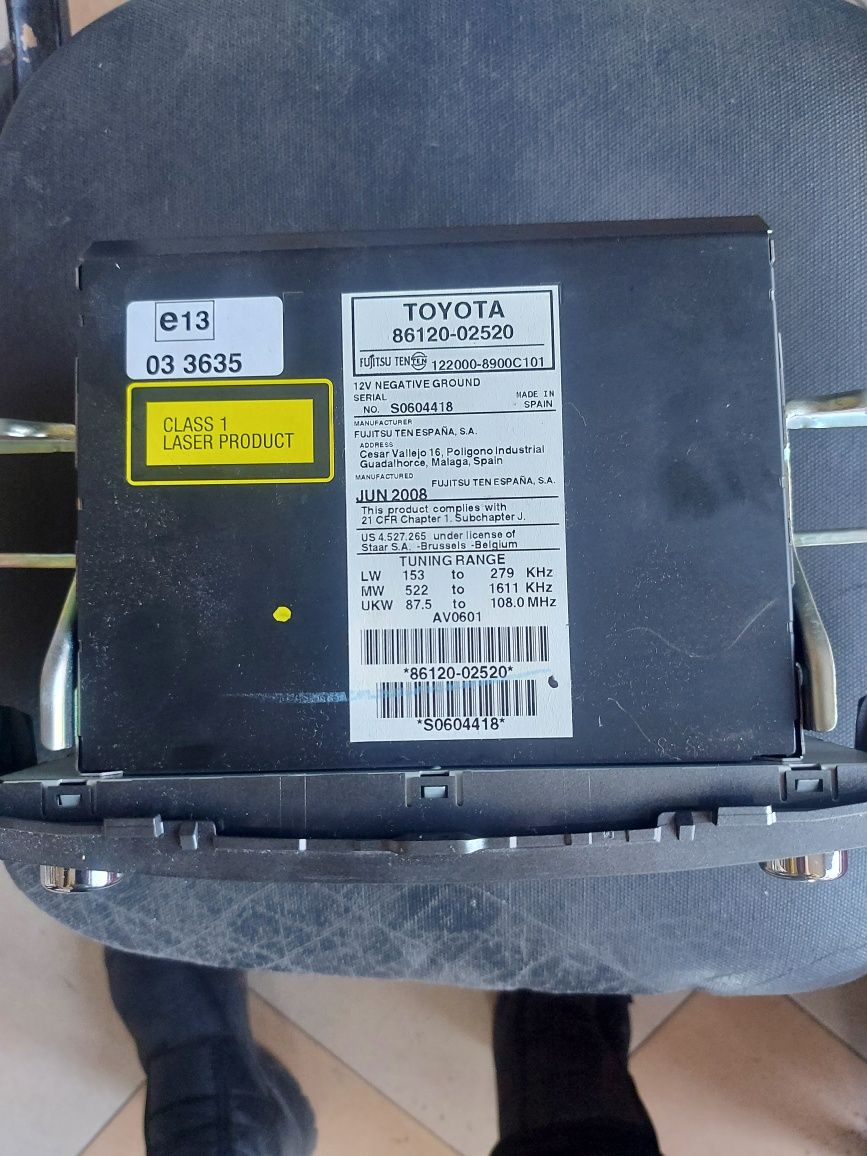 Климатроник и CD за Toyota Auris 2010г