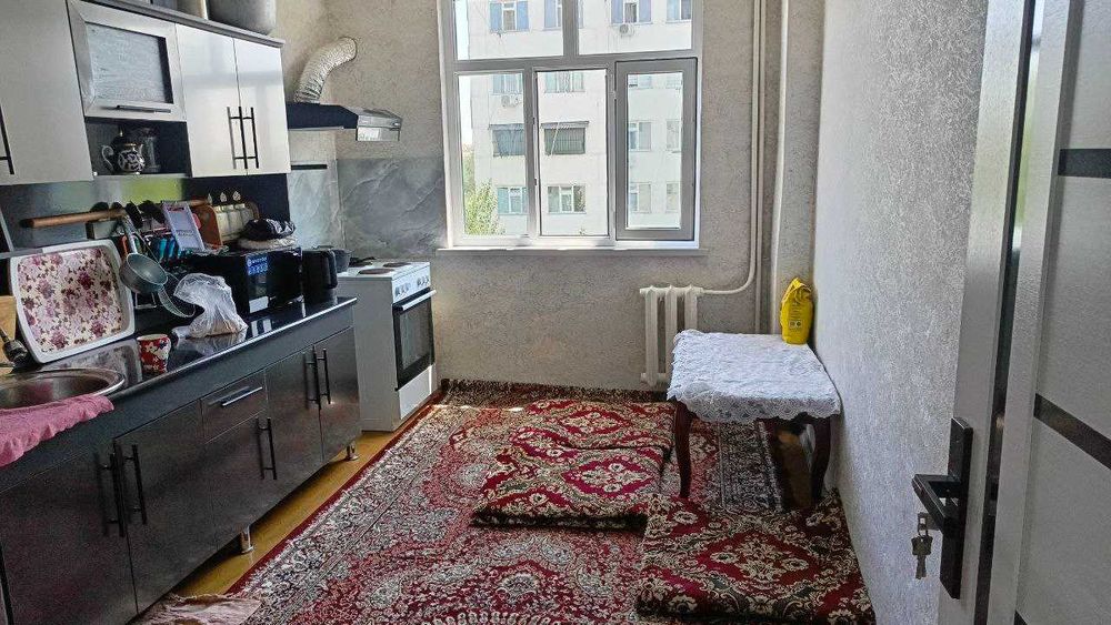 Юнусабад 19 клиника Джанго 2\6\9 бывш Общежитие 60 кв м