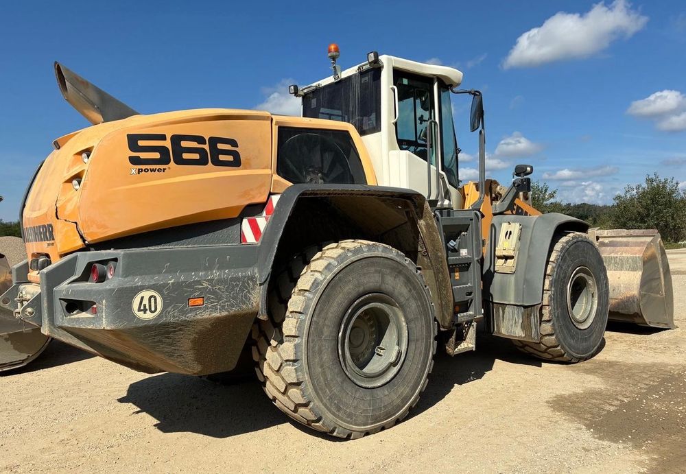 Încărcător frontal Liebherr L 566