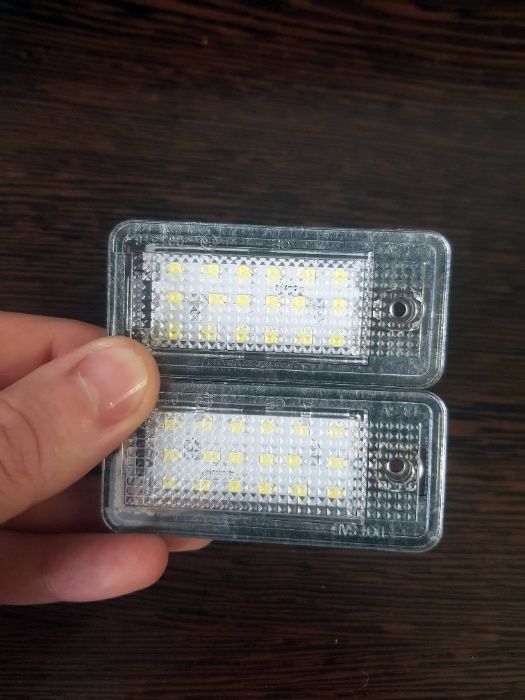 Lampi LED numar DEDICATE AUDI A3 A4 A6 A8 Q7 RS4 RS6 S3 S4 S8