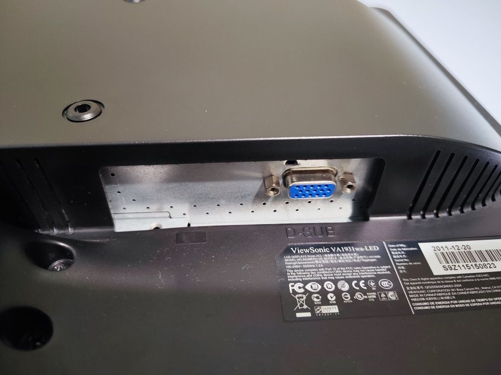 2 бр. Монитори ViewSonic VA1931wa-LED