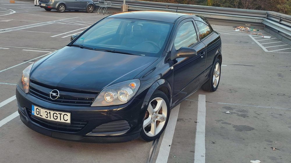 Opel Astra H GTC 1.6 105CP Scaune piele incalzite Navi Camera Masalier