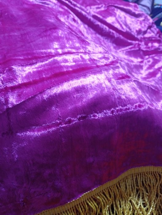 Palak va duxoba parda sotiladi