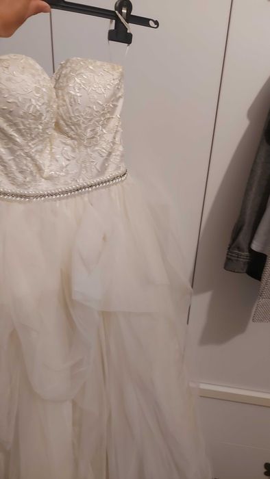 vand rochie de mireasa