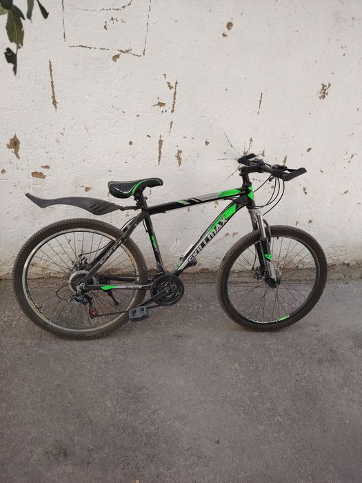 Продам велик спортивный взрослый.