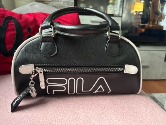 Geanta noua fila dama