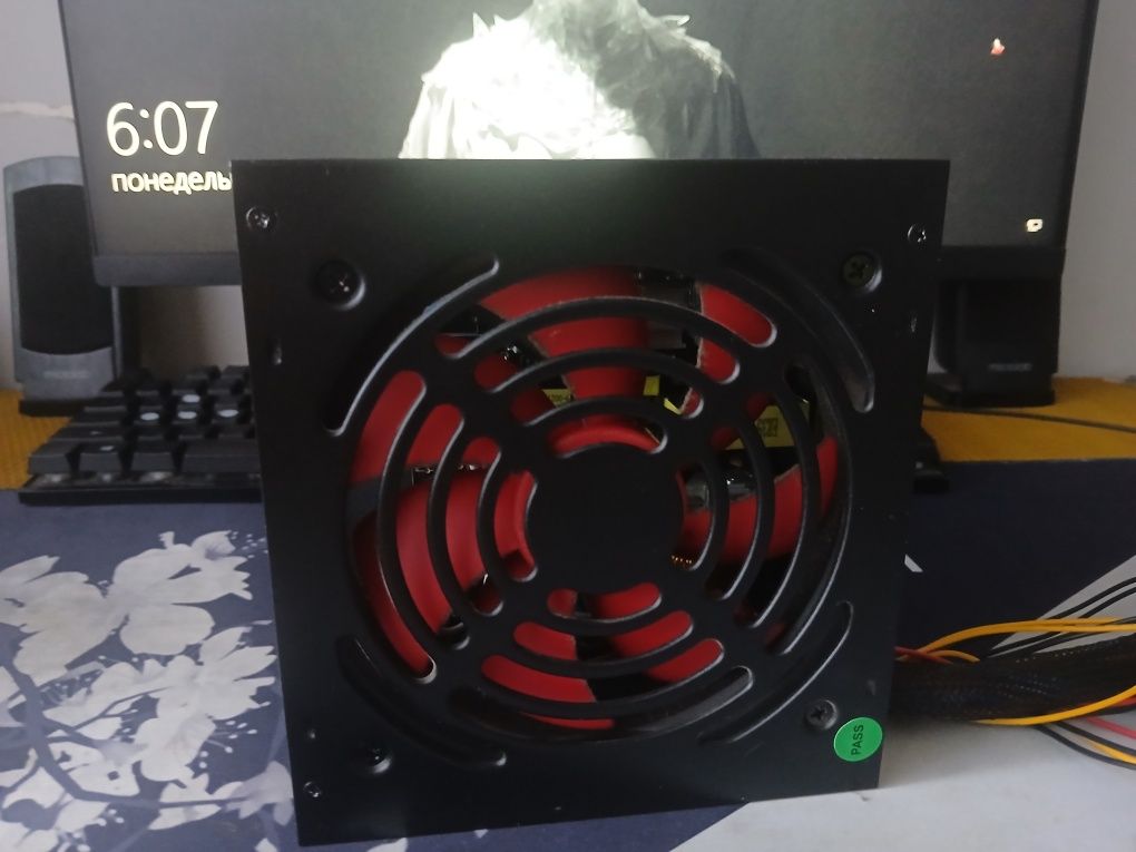 Блок питания 400 ват X-game model:shadow