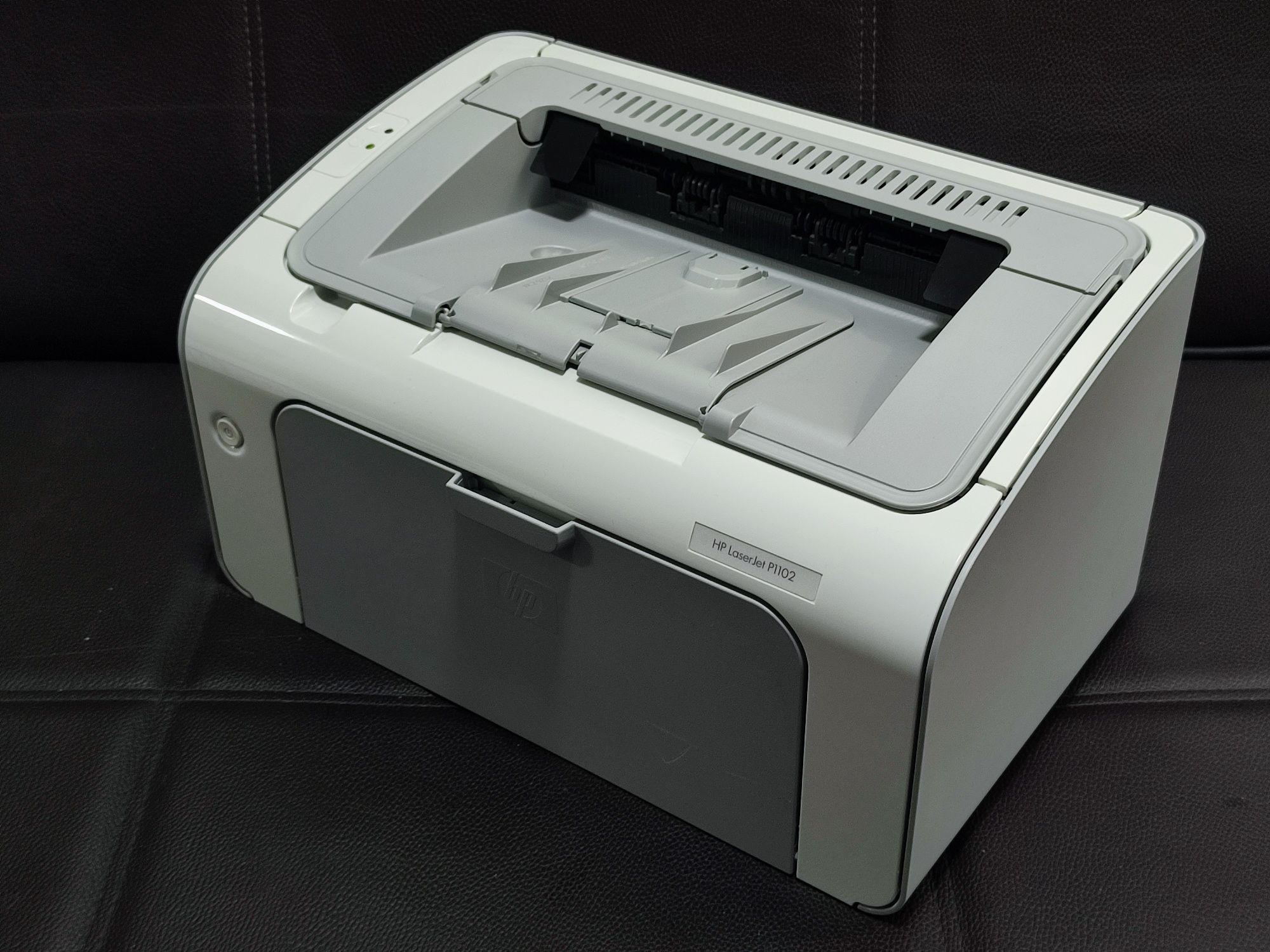 Лазерный ч/б принтер HP LJ P1102