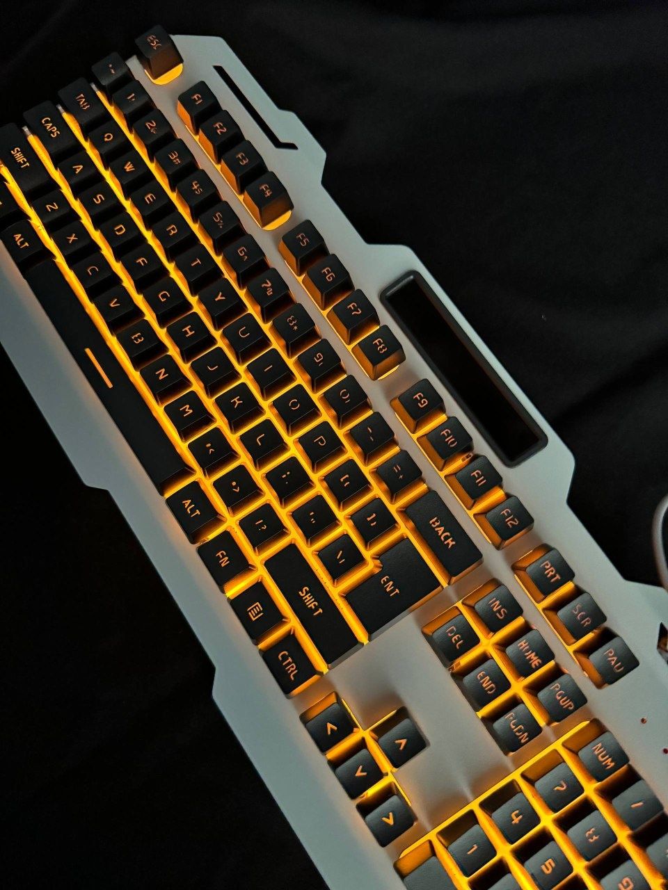 Игровая клавиатура GX810