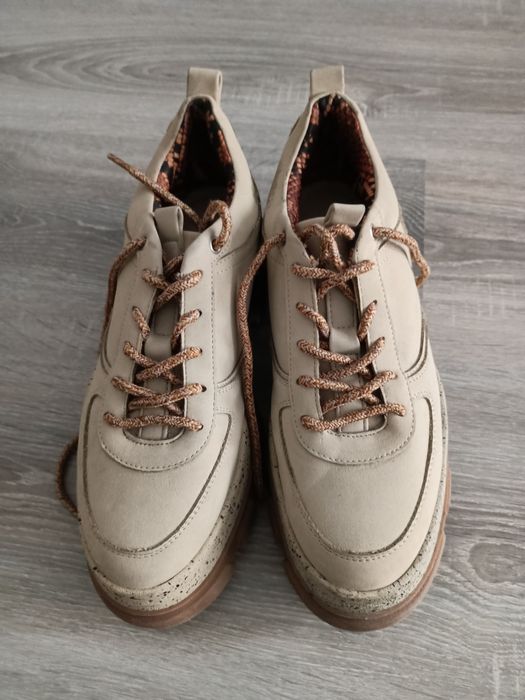 Pantofi / ghete Bershka