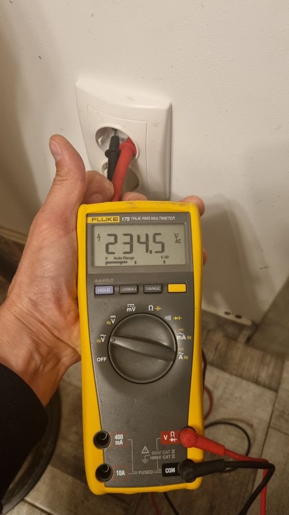 Fluke 175 True RMS multimetru