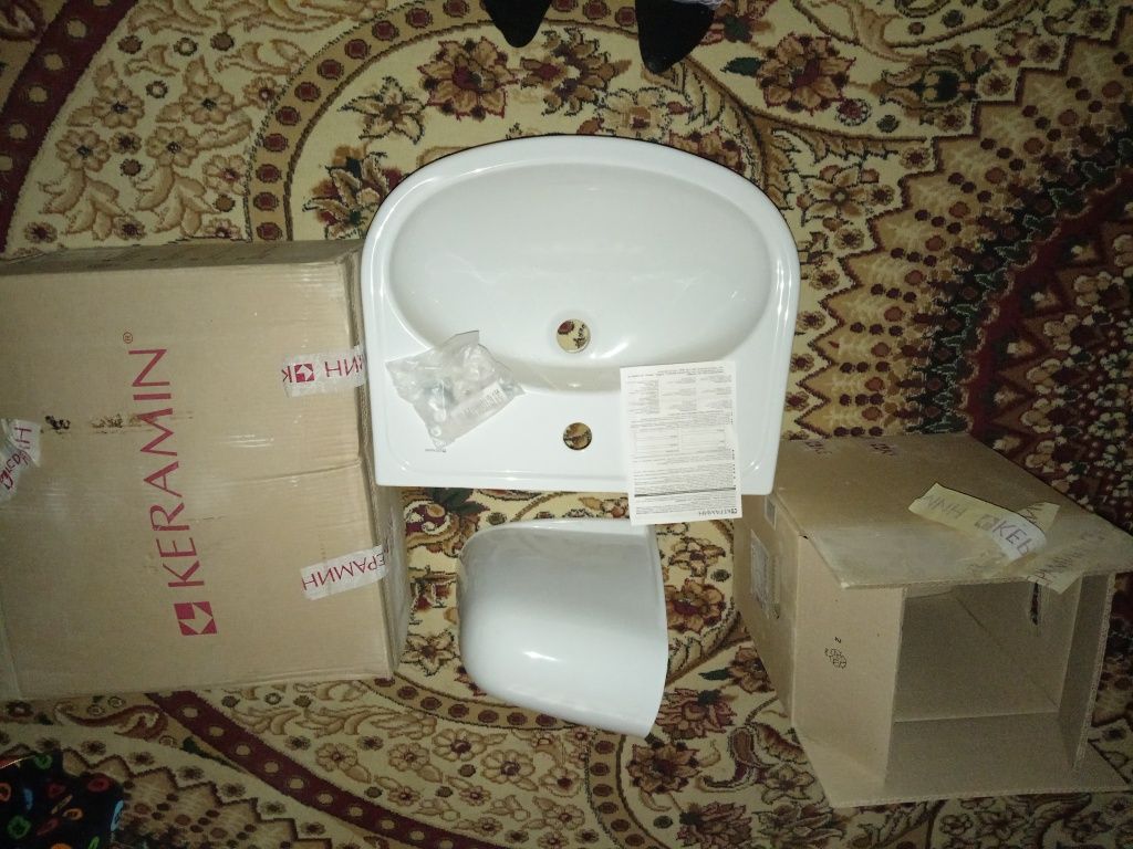 Rakvina  firmasi keramin