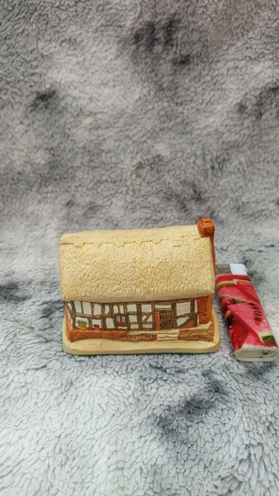 Английска колекционерска къщичка