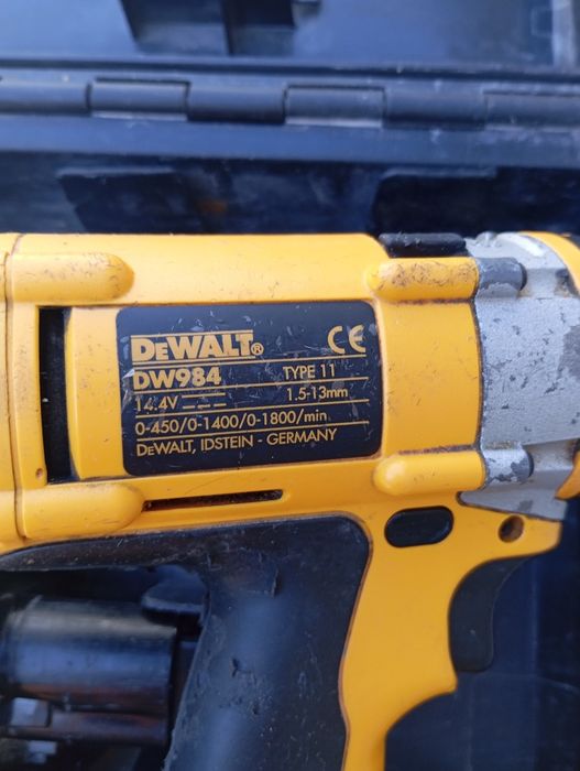 Bormașină DeWalt DW984