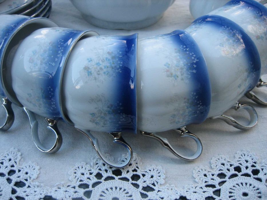 Великолепен румънски сервиз за чай